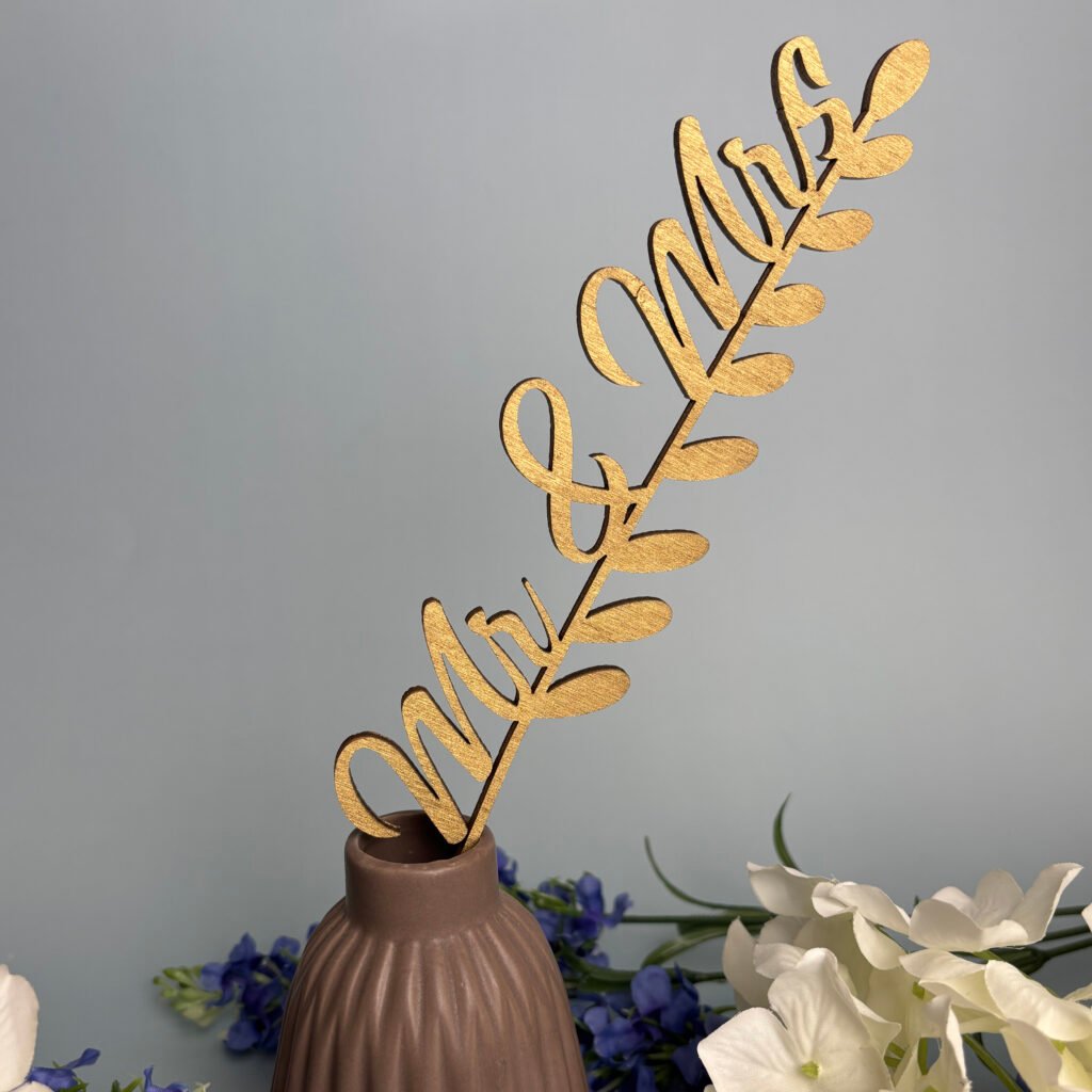 Caketopper Mr&Mrs Senkrecht